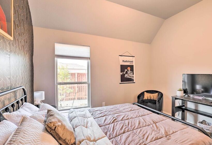 Artsy East Austin Manor W/ Fire Pit < 1 Mi To Golf