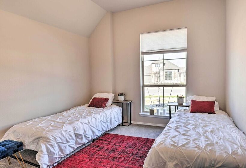 Artsy East Austin Manor W/ Fire Pit < 1 Mi To Golf