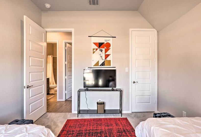 Artsy East Austin Manor W/ Fire Pit < 1 Mi To Golf