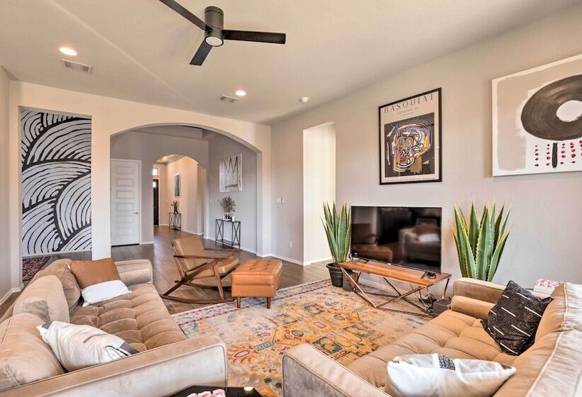 Artsy East Austin Manor W/ Fire Pit < 1 Mi To Golf