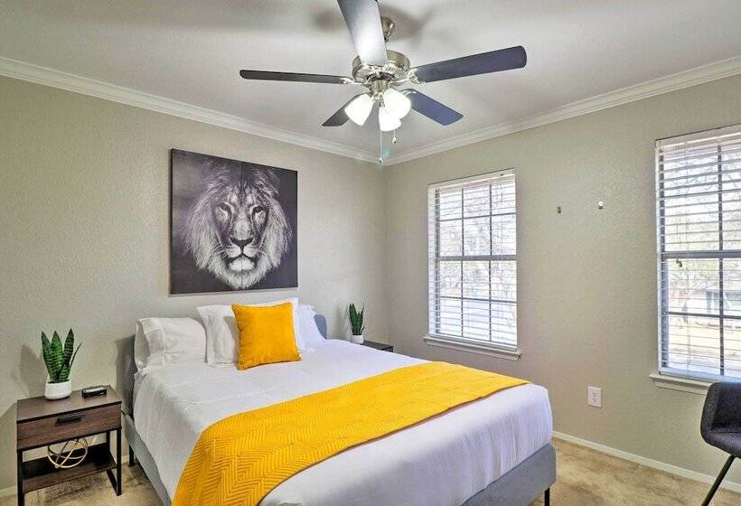 Austin Abode W/ Deck & Grill   15 Mi To Dtwn!