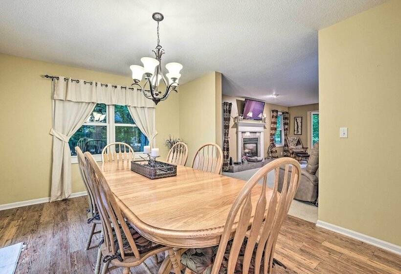 Bellaire Ski Escape ~ 1 Mile To Schuss Mountain!