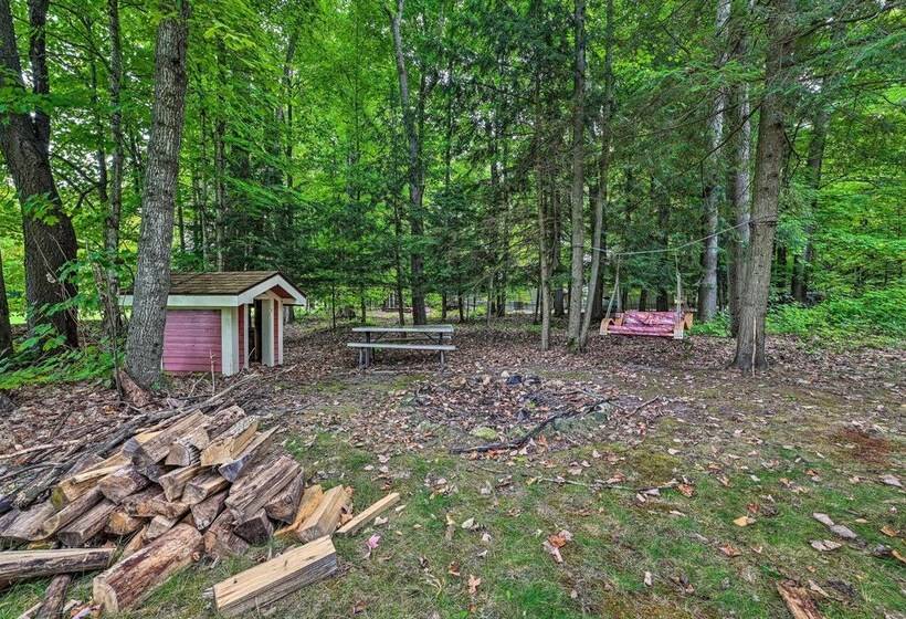 Bellaire Ski Escape ~ 1 Mile To Schuss Mountain!