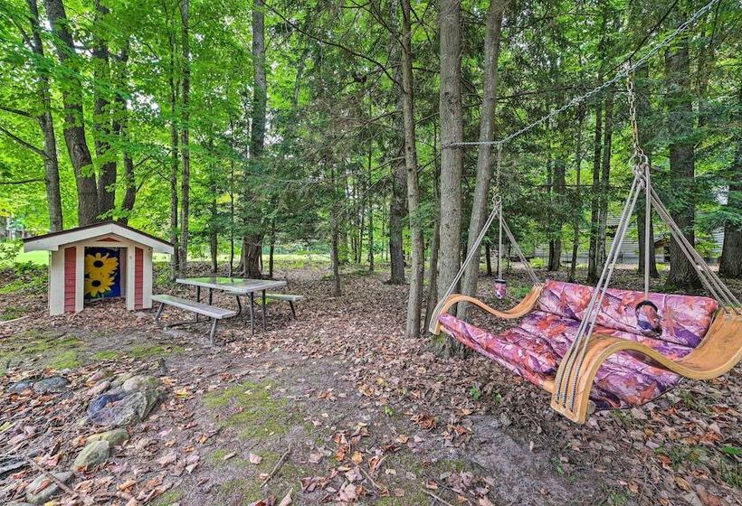 Bellaire Ski Escape ~ 1 Mile To Schuss Mountain!