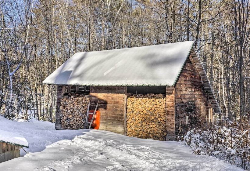 Black Bear Lodge: A Rural White Mtns Retreat