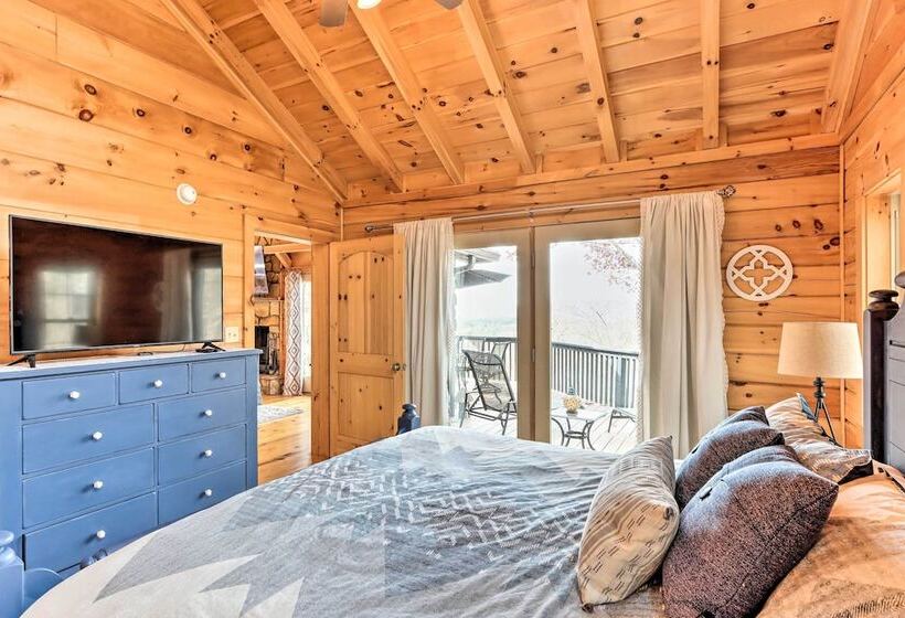Blue Ridge Mtns Cabin W/ Deck & Game Room!