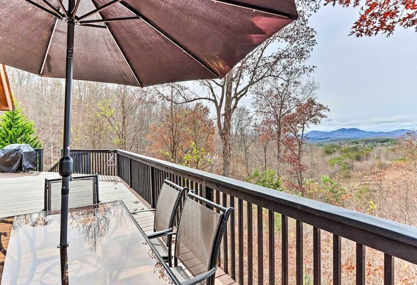 Blue Ridge Mtns Cabin W/ Deck & Game Room!