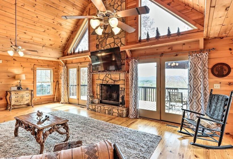 Blue Ridge Mtns Cabin W/ Deck & Game Room!