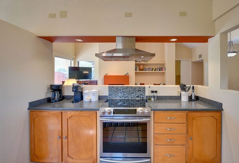 Pet Friendly Borrego Springs Retreat