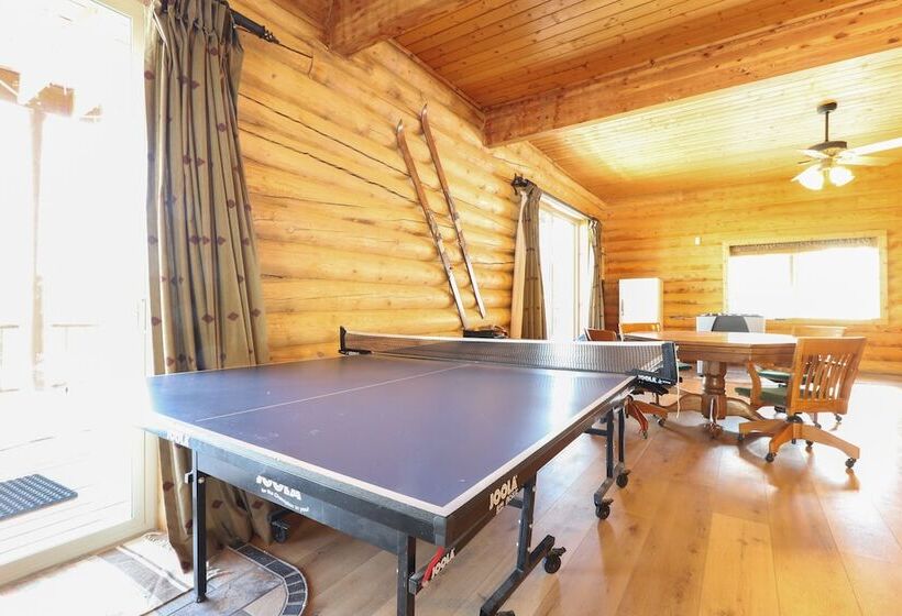 Brian Head Cabin Minutes From Slopes W/ Game Room!