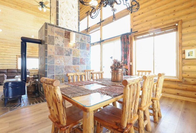 Brian Head Cabin Minutes From Slopes W/ Game Room!