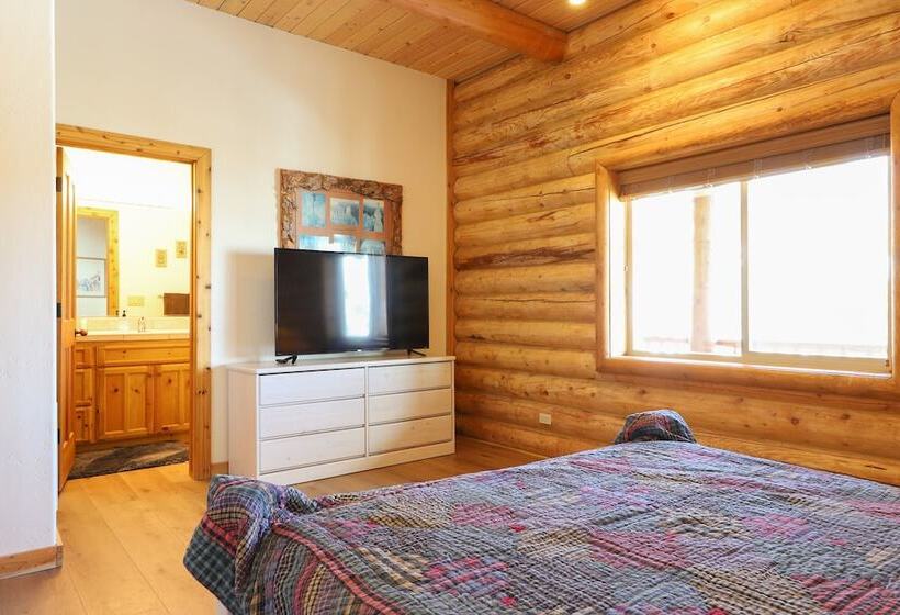 Brian Head Cabin Minutes From Slopes W/ Game Room!