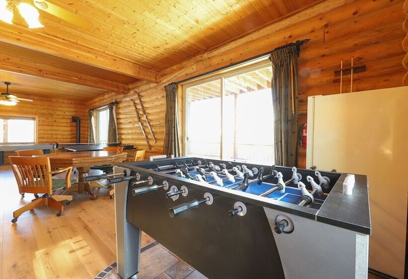 Brian Head Cabin Minutes From Slopes W/ Game Room!