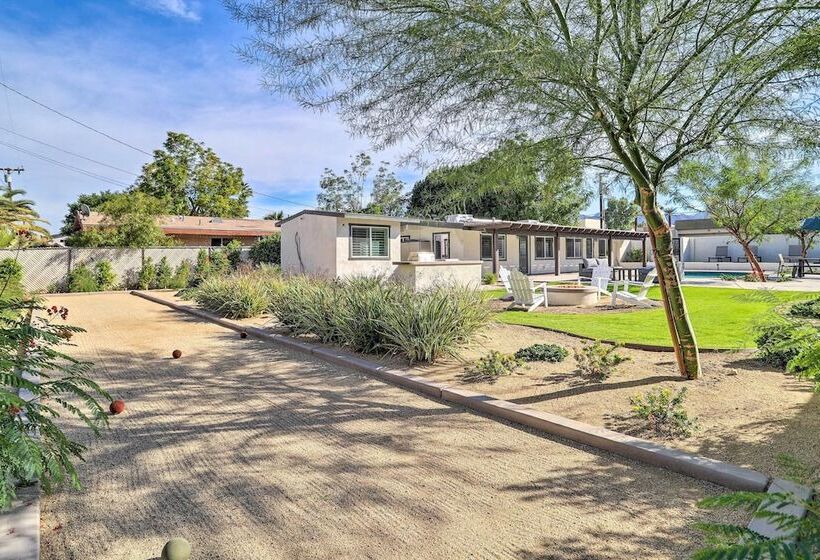 Brilliant Duplex   Walk To Downtown Palm Desert!
