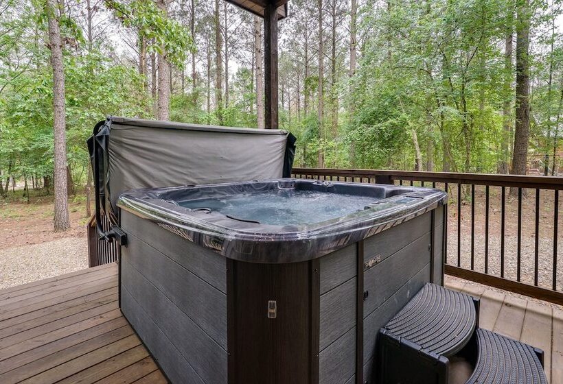 Broken Bow Cabin W/ Private In Law Suite & Hot Tub