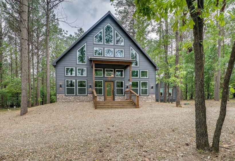 Broken Bow Cabin W/ Private In Law Suite & Hot Tub