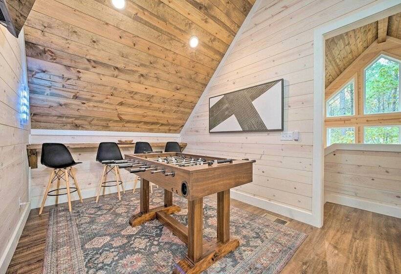 Broken Bow Cabin W/ Private In Law Suite & Hot Tub