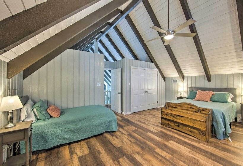 Brookeland Resort Cabin W/ Golf + Lake Access