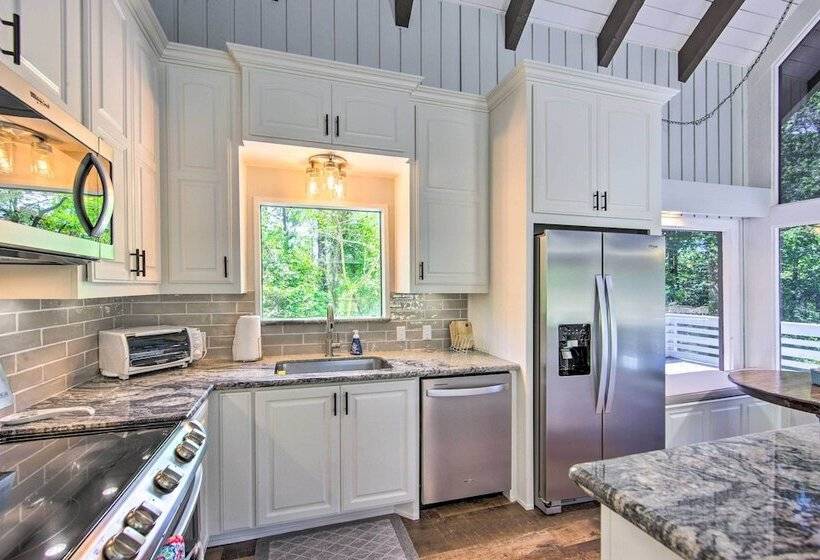 Brookeland Resort Cabin W/ Golf + Lake Access