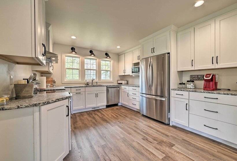 Cabin On Inland Waterway River W/ Boat Dock!