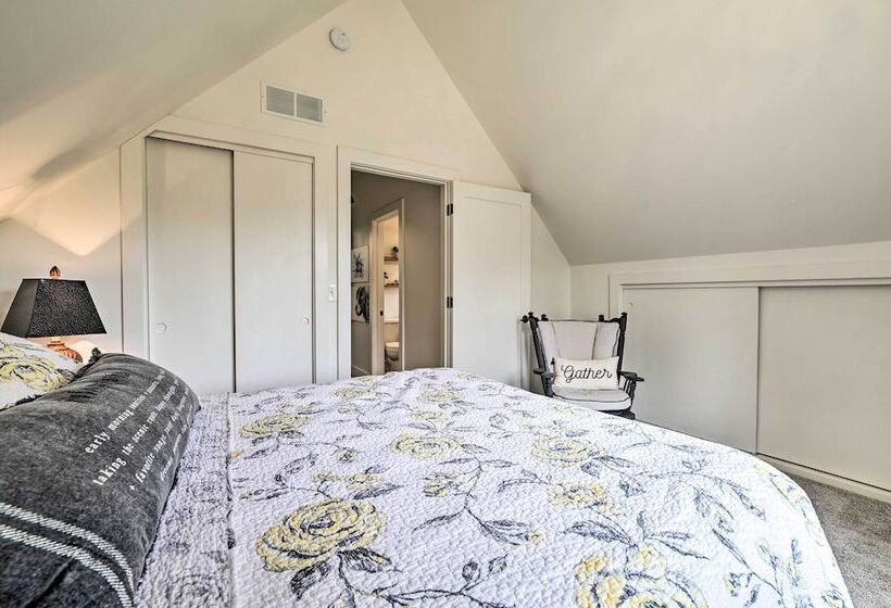 Cabin On Inland Waterway River W/ Boat Dock!