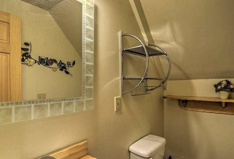 Camp Tony  W/ Trail Access: Walk To Lake Huron!