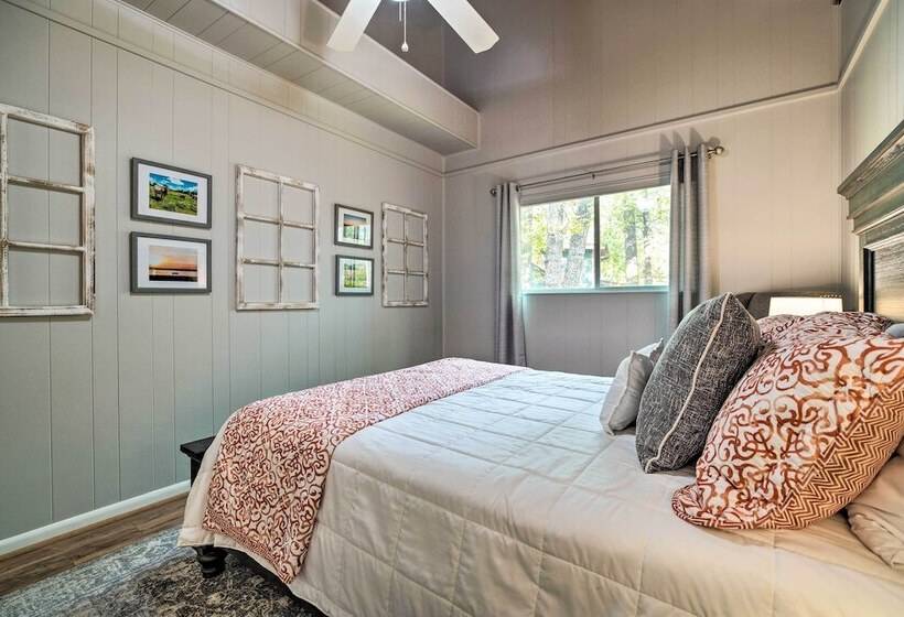 Cape Royale Cottage W/ Fire Pit & Water Views