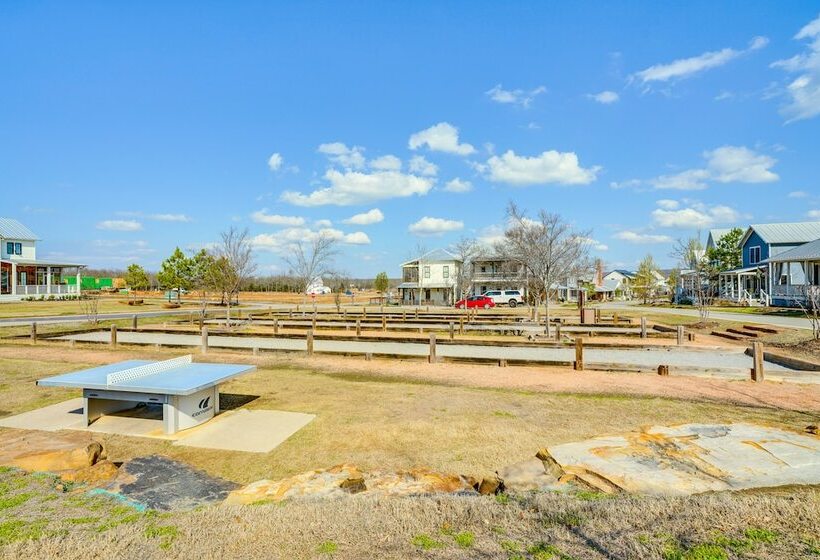 Carlton Landing Retreat W/ Eufaula Lake Access!