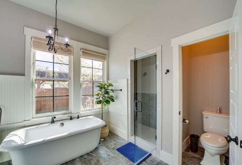 Carlton Landing Retreat W/ Eufaula Lake Access!