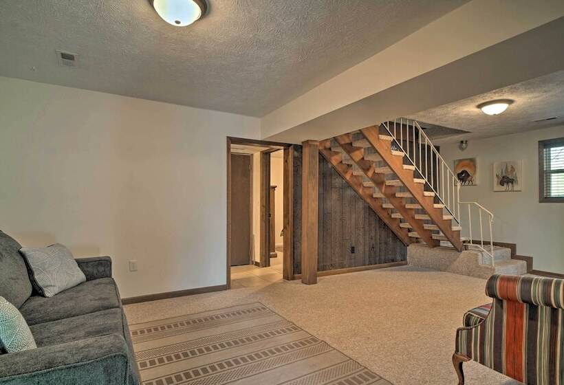 Caryville Home W/ Dock, Steps To Norris Lake!