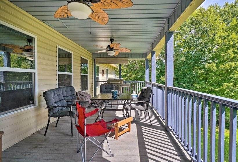Caryville Home W/ Dock, Steps To Norris Lake!