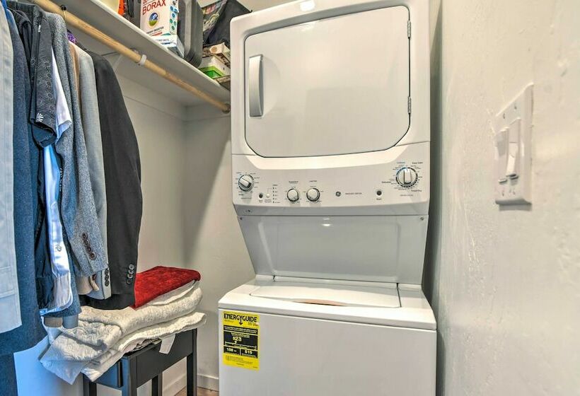 Casa Desert Rose  Home W/ Mtnviews & Hot Tub