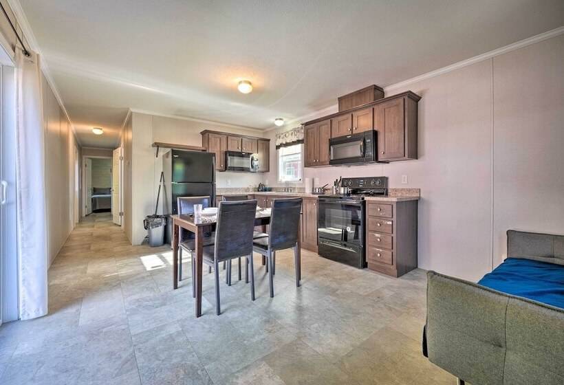 Cassopolis Cabin W/ On Site Fishing Pier!