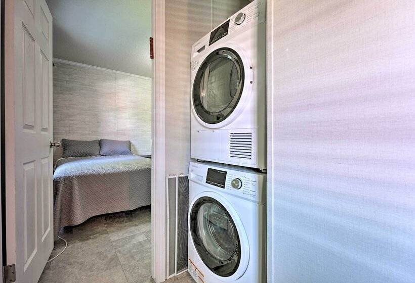 Cassopolis Cabin W/ On Site Fishing Pier!