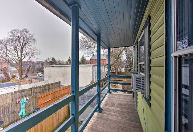 Central Lancaster Home < 1 Mi To Downtown!