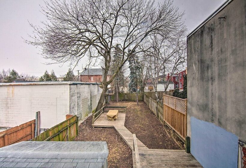 Central Lancaster Home < 1 Mi To Downtown!