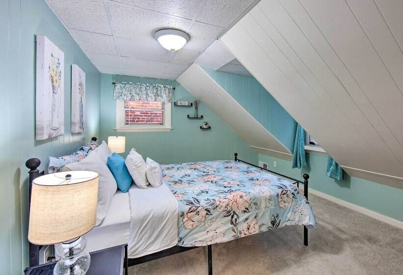 Central Lancaster Home < 1 Mi To Downtown!