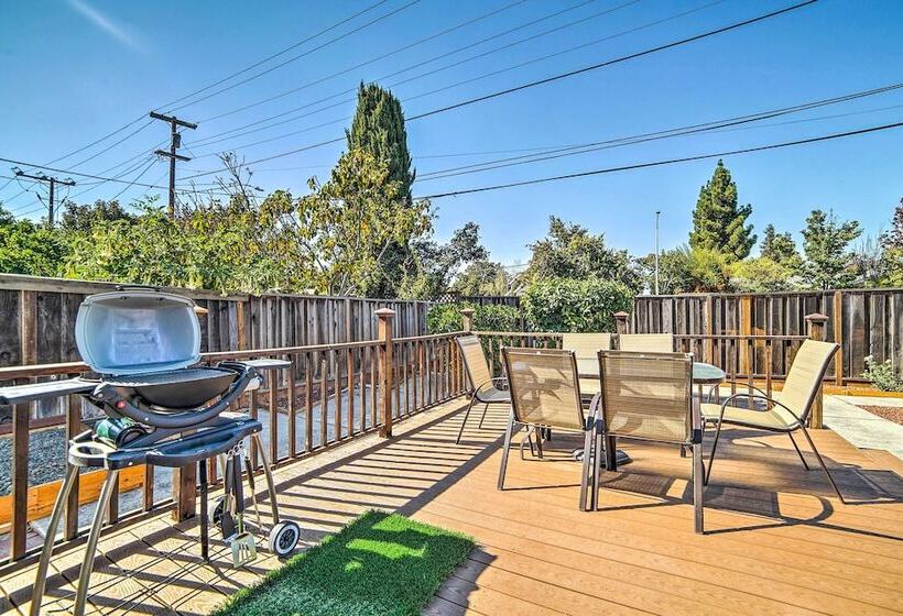 Pet Friendly Santa Clara Home: 6 Mi To San Jose!