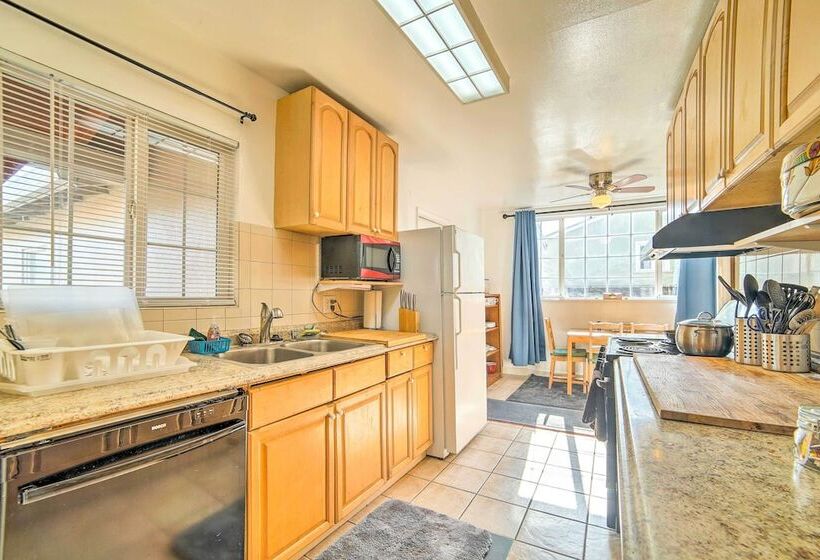 Pet Friendly Santa Clara Home: 6 Mi To San Jose!
