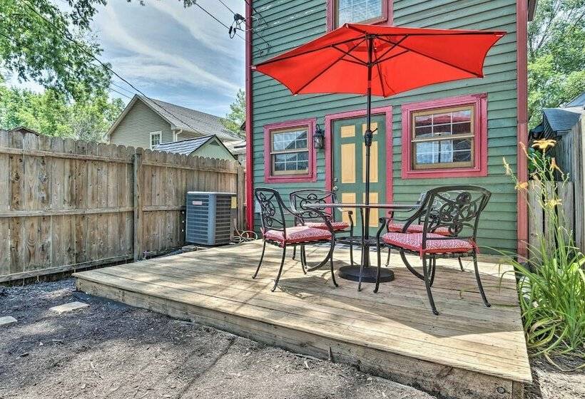 Charming 1875 Indianapolis Home In Downtown!