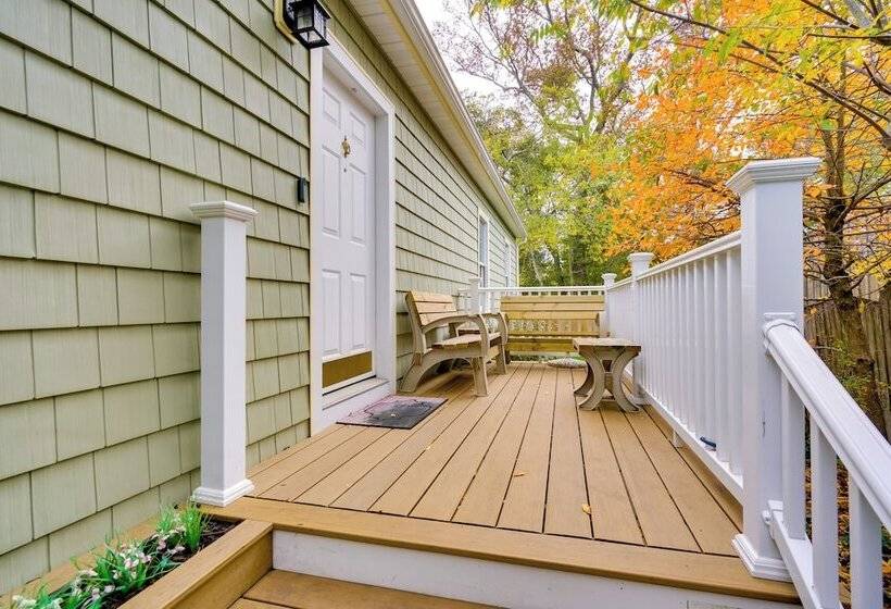 Charming Bay Head Retreat   Half Mi To Beach!