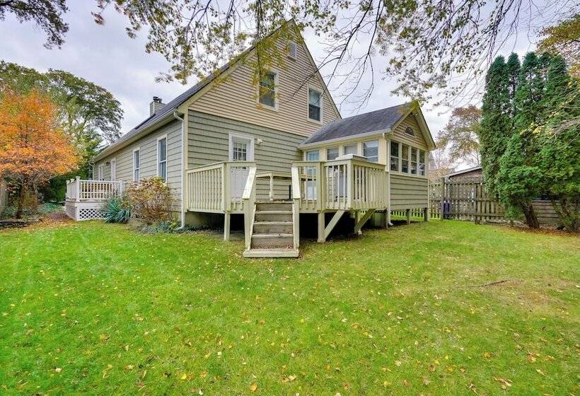 Charming Bay Head Retreat   Half Mi To Beach!