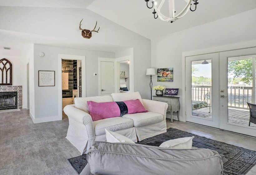 Blackberry Roost  Home ~ 4 Mi To Downtown Salado