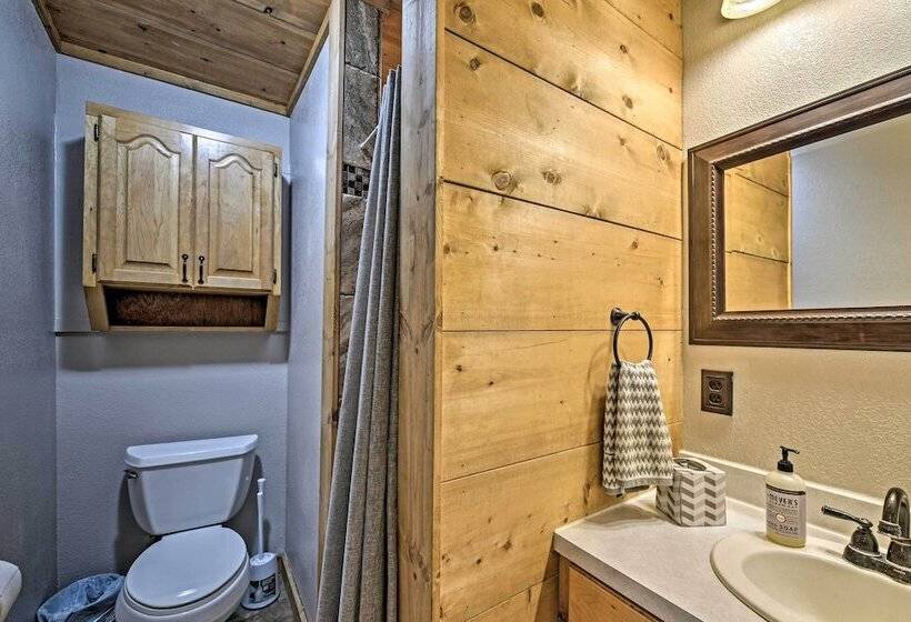 Charming Hamilton Farmhouse W/ Country Views!