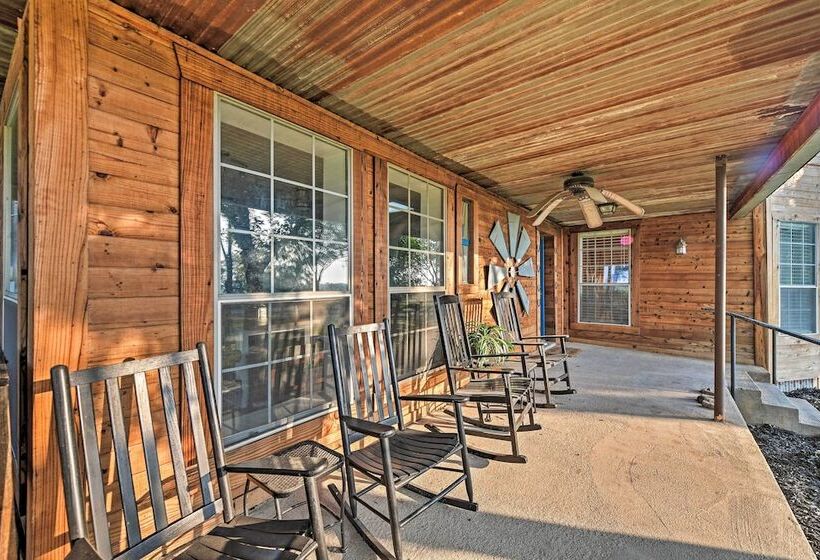 Charming Hamilton Farmhouse W/ Country Views!