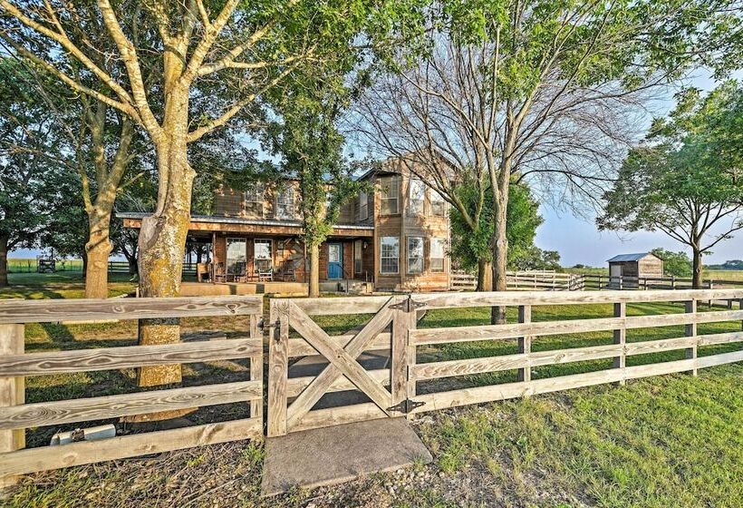 Charming Hamilton Farmhouse W/ Country Views!