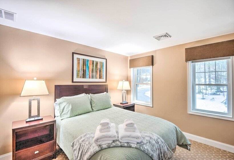 North Conway Home ~ 2 Mi To Cranmore Mountain!