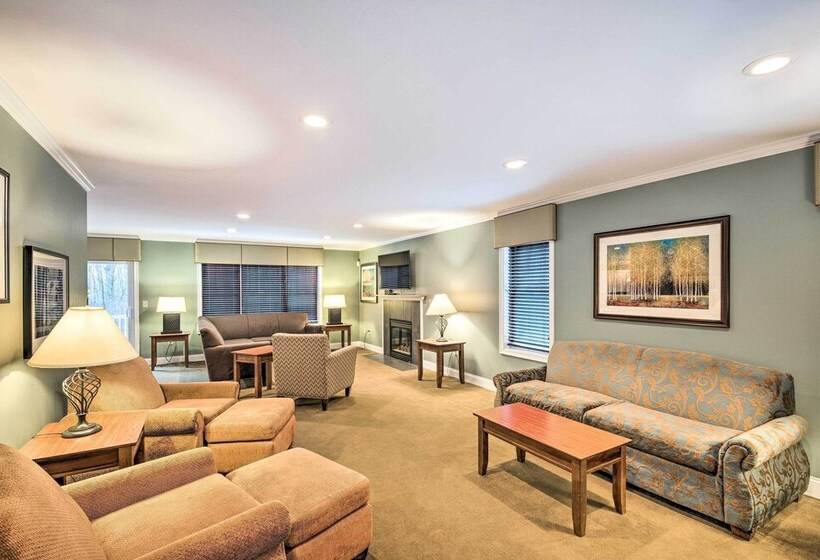 North Conway Home ~ 2 Mi To Cranmore Mountain!