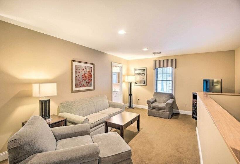 North Conway Home ~ 2 Mi To Cranmore Mountain!