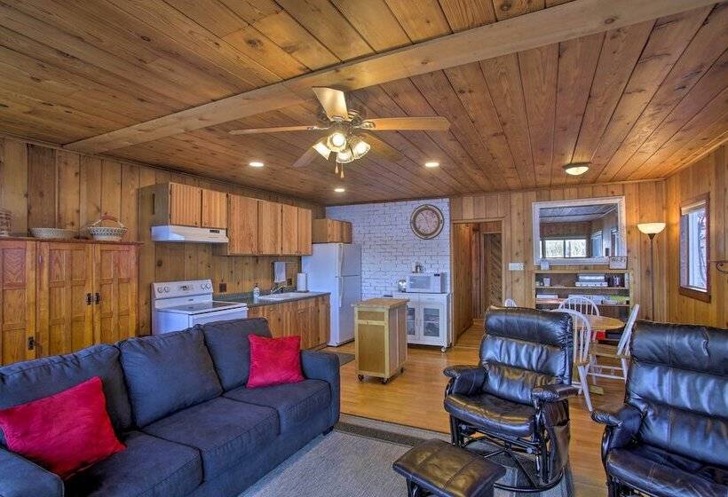 Charming Lakefront Cabin W/ Deck & Fire Pit!